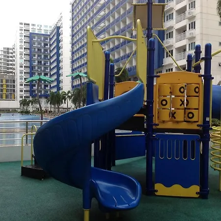 Sea Residences Moa Manila Room photo