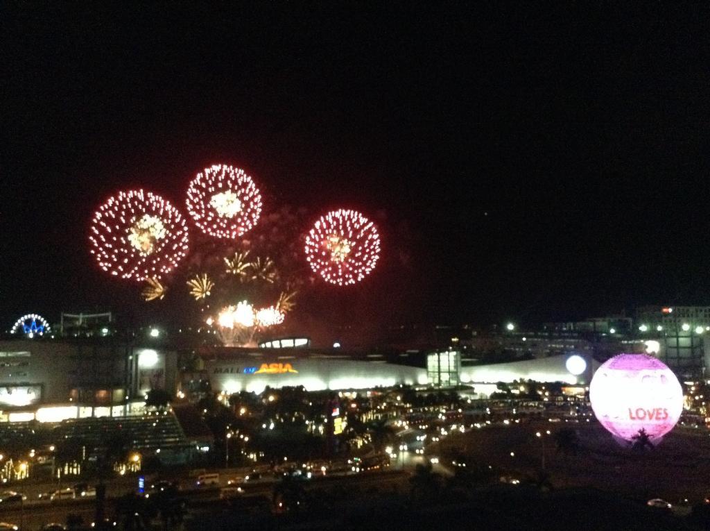 Sea Residences Moa * Manila